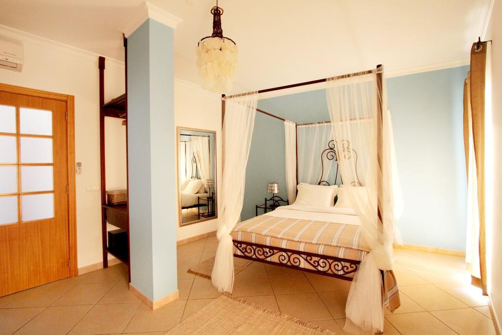 Casa A Sul - Lagos Guesthouses Oda fotoğraf